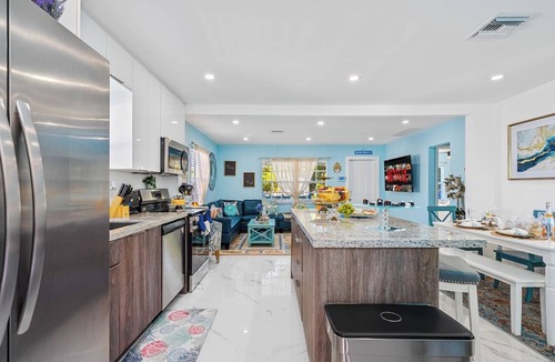 Delray Beach House | Heated Pool, Tiki Hut, Huge Yard, Bar, Walk 2 Ave
