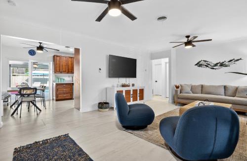 Imperial Point House | Heated Pool Villa with Mini Golf & Game Room Fort Lauderdale