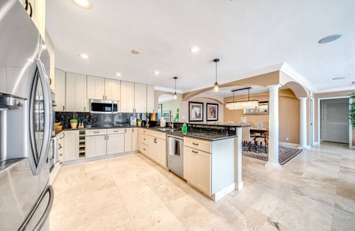 Bermuda Riviera House | Heated Pool+Waterfront! Tiki Hut+1 Mile To Beach!