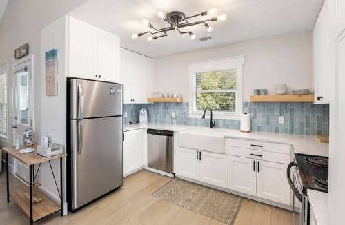 Colington House | Heaven At The Sound: Fully Remodeled | Dogs OK