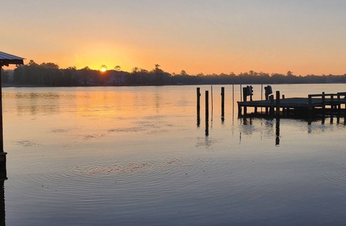 Snug Harbor House | Heaven on the River, A Tranquil Home, Boaters Paradise, Fishing, Swimming