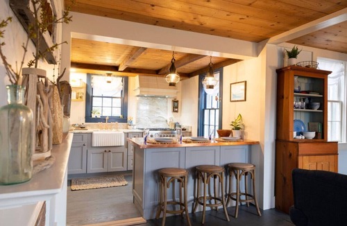 West Barnstable House | HGTV Featured Cape Cottage Minutes to Beaches