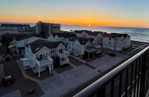 North Wildwood Condo | Hidden Gem! Breathtaking Ocean/Inlet view with heated pool & Wi-Fi