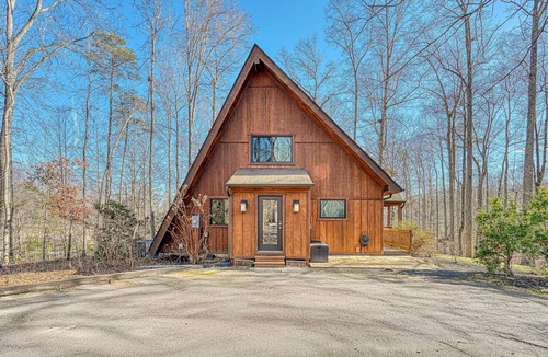 Mineral House | Hidden Gem-Lakefront Serenity