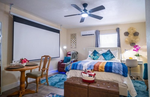 Cutler Bay Apartment | Hidden Gem Luxe 1 BEDROOM & Patio