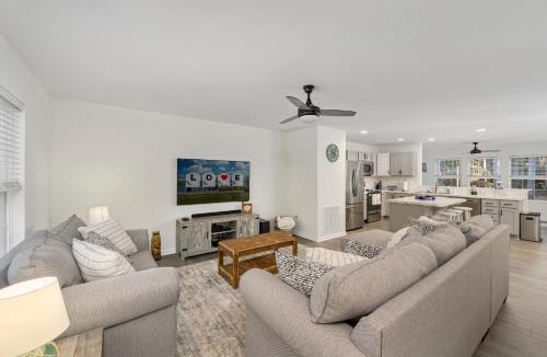 Captain's Cove House | Hidden Gem