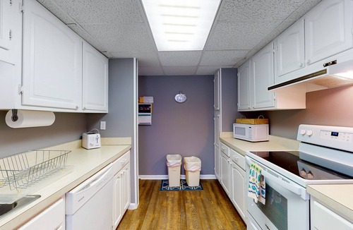Bethany Beach House | Hidden Harbour Condo Located Close to the Water w/Free WiFi, Private WD, Shared Pool