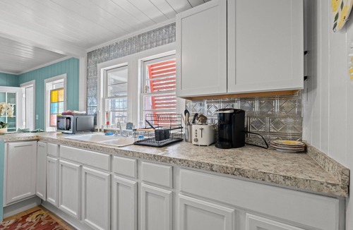 Windy Hill House | High Tide in Windy Hill