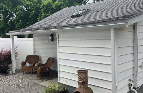 Highlands Cottage | Highlands cottage across the street from Proving Ground and Twin Lights Marina
