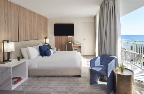 Hillsboro Beach Hotel | Hillsboro Beach Resort by Kasa