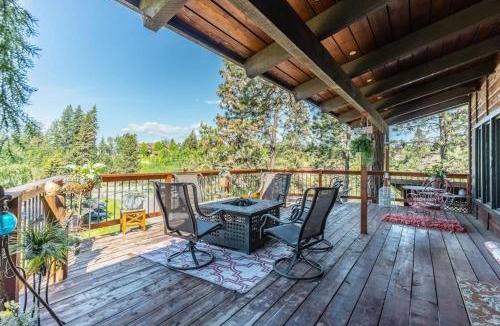 Bigfork House | Hilltop Hideaway