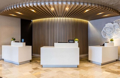 South of Fifth Resort | Hilton Bentley Miami South Beach