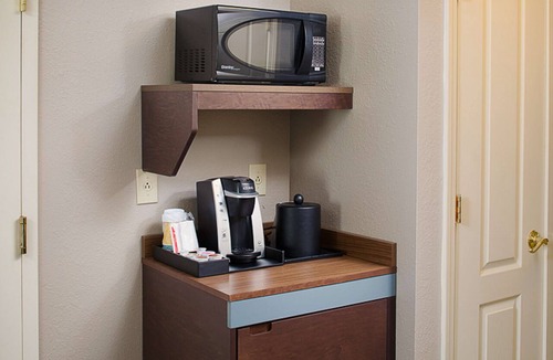 Latham Hotel | Hilton Garden Inn Albany Airport