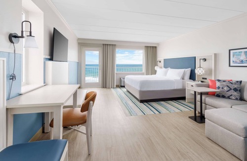Midtown Ocean City Hotel | Hilton Garden Inn Ocean City Oceanfront