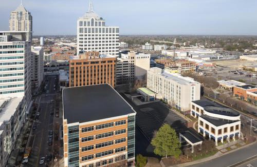 Northwest Hotel | Hilton Garden Inn Virginia Beach Town Center