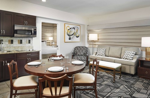 South Beach Resort | Hilton Grand Vacations Club McAlpin Ocean Plaza Miami