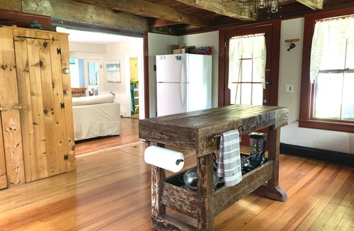 Brewster House | Historic 1785 Cape Cod Home w/Modern Comfort, <1 Mile from Brewster Beaches