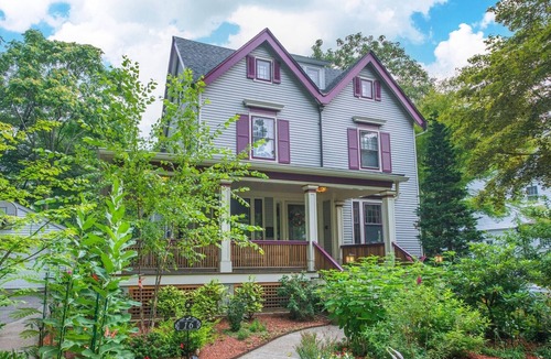 Glen Ridge House | Historic 7BR Glen Ridge Home - Near NYC & MetLife Stadium - World Cup 2026