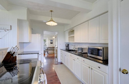 North Beach House | Historic Bayfront Retreat - 4BR - Stunning Chesapeake Views - Sleeps 10