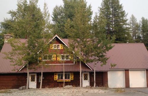 Whitefish Ski Chalet | Historic Big Mountain Chalet Upper