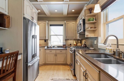 Kalispell House | Historic Cozy Home Walkable to DT w/Pool Table