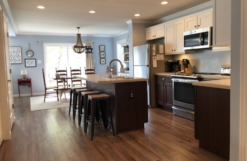 Cape Charles House | HISTORIC DISTRICT 1st Flr Primary Suite, Outdoor Living, Great Location & Views!