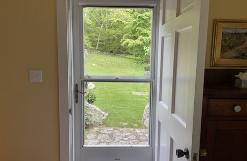 West Tisbury House | Historic Farmhouse Sanctuary Trails Walk to Shore Pickleball 6 acres