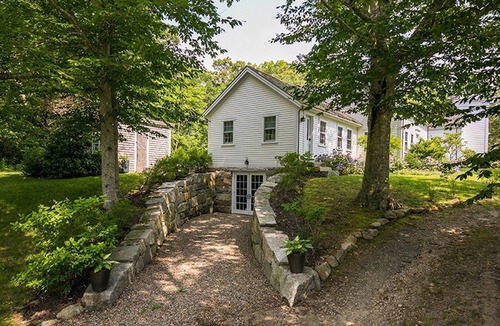 West Tisbury House | Historic Lambert's Cove Church & Parsonage