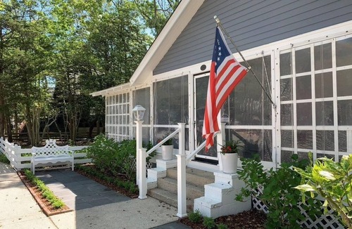 The Pines Cabin | Historic Pines Cottage Sleeps 10 – Walk to Beach, Porch, Patio, and Charm!