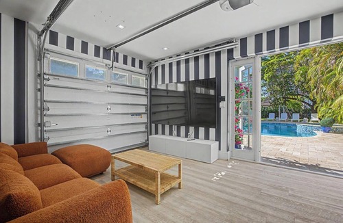 Buena Vista House | Historic Tropical Pool House Near Design District