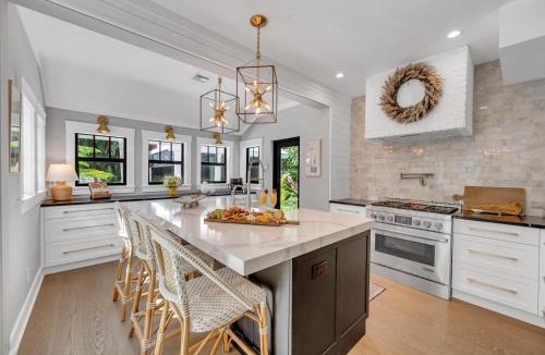 Lake Ida Shores House | Historical Residence Heated Pool Beach Proximity Heron Key RESlDENCES
