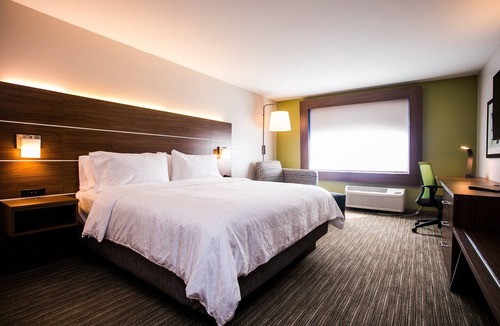 Rehoboth Beach Hotel | Holiday Inn Express & Suites Rehoboth Beach by IHG