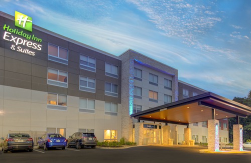 Dahlgren Hotel | Holiday Inn Express and Suites King George- Dahlgren, an Ihg Hotel