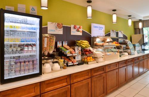 West Ocean City Hotel | Holiday Inn Express and Suites West Ocean City by IHG