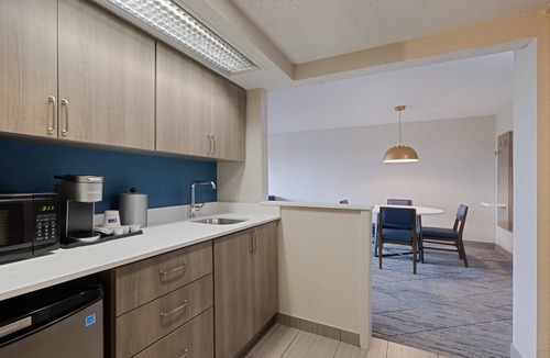 Plantation Hotel | Holiday Inn Express Hotel & Suites Ft. Lauderdale-Plantation by IHG