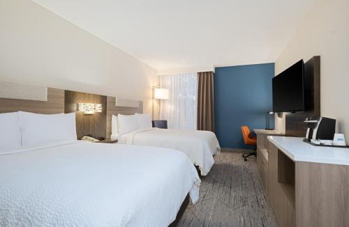 Plantation Hotel | Holiday Inn Express Hotel & Suites Ft. Lauderdale-Plantation by IHG