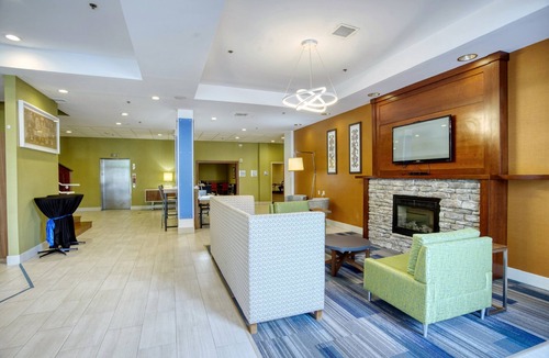 La Plata Hotel | Holiday Inn Express La Plata by IHG