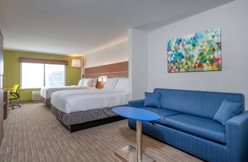 Thornburg Hotel | Holiday Inn Express & Suites - Thornburg, S. Fredericksburg by IHG