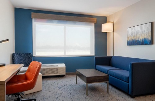 Linden Hotel | Holiday Inn Express & Suites Linden - Newark South by IHG