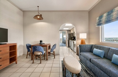 Ocean City Hotel | Holiday Inn & Suites Ocean City by IHG
