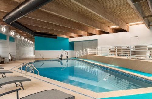 Greenwich Hotel | Holiday Inn Virginia Beach - Norfolk by IHG