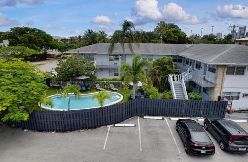 Victoria Park Apartment | Holiday Park Apartments by Lowkl