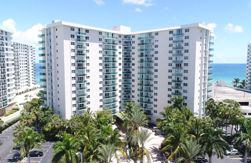 Hollywood South Central Beach Hotel | Hollywood Condos