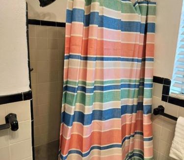 Parkside Apartment | Hollywood Dewey Prime 119-1843