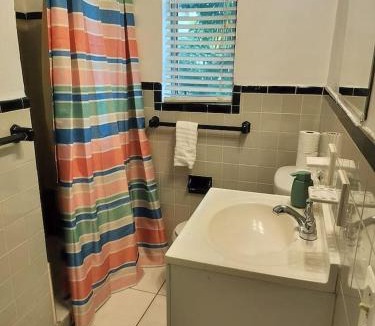 Parkside Apartment | Hollywood Dewey Prime 119-1843