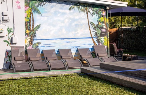 Parkside House | Hollywood Escape Pool, Hot Tub & Good Vibe