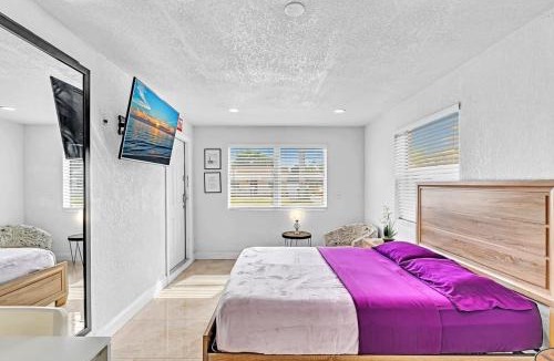 Royal Poinciana Apartment | Hollywood Luxury Hotel Like House By Beach #192