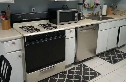 Crittenden House | Home Away close to Darien Lake