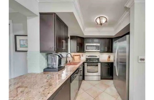Middle River Terrace House | Home in Fort Lauderdale W/Heated pool