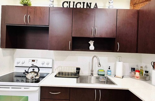 Opa-Locka House | Home Near Hard Rock w/BBQ & Pool Table